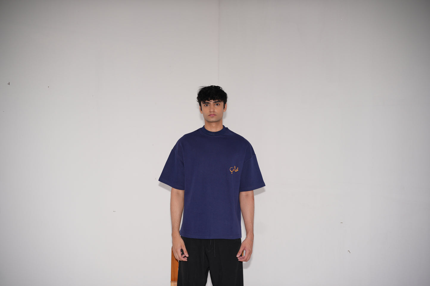 NAVY OVERSIZED T-SHIRT